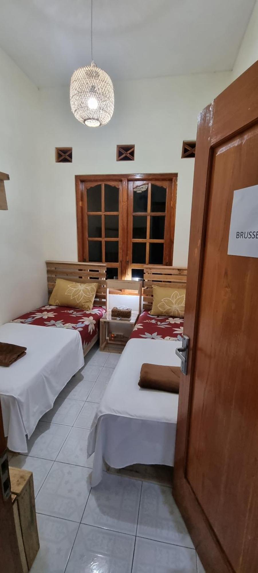 Homestay Taefoo Homestay - Brussels Room Free Wifi, Air Conditioner & Shared Baths Cool & Cozy